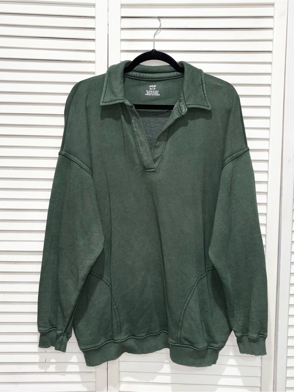 American Eagle Forest Green Pullover Collar Sweatshirt Size XS